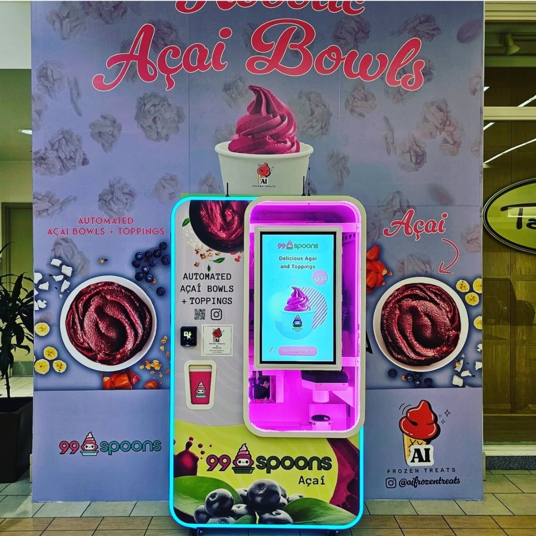 Operator Nana and her family in 99 Spoons shirts